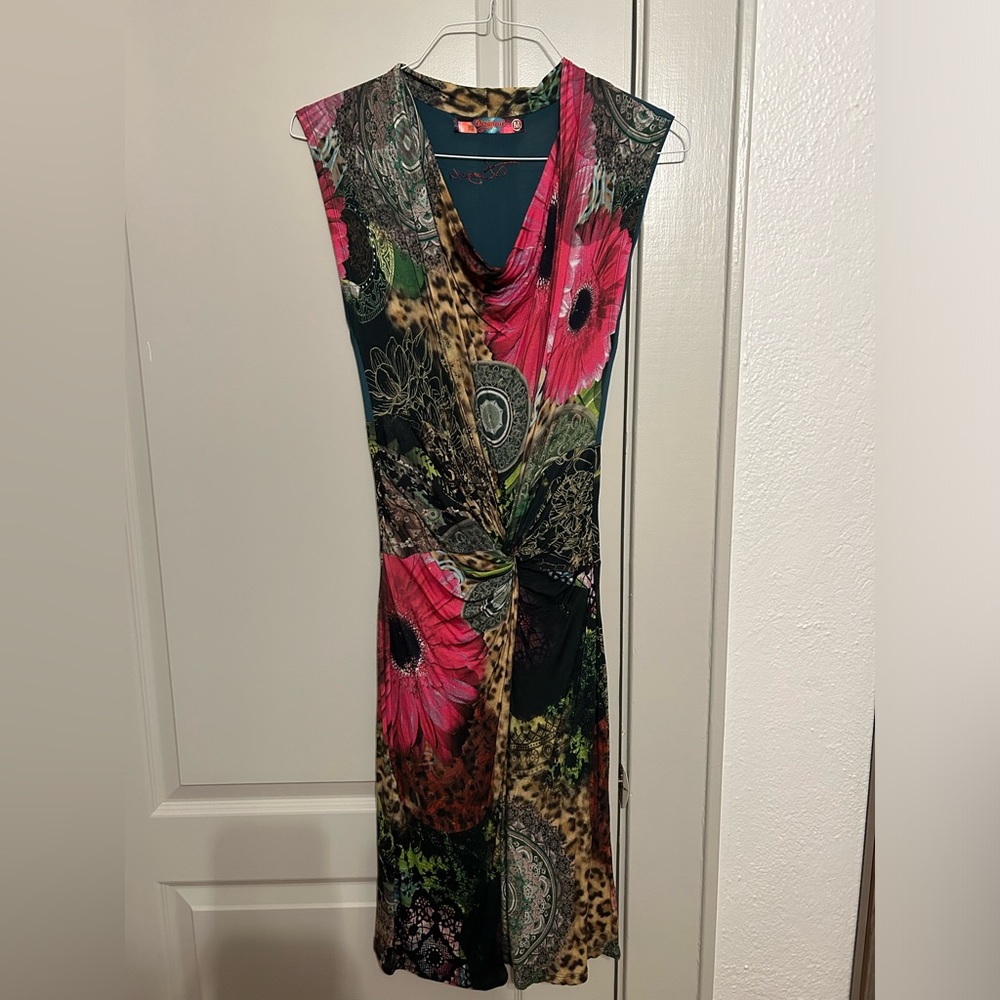 Desigual dress previously owned in great condition